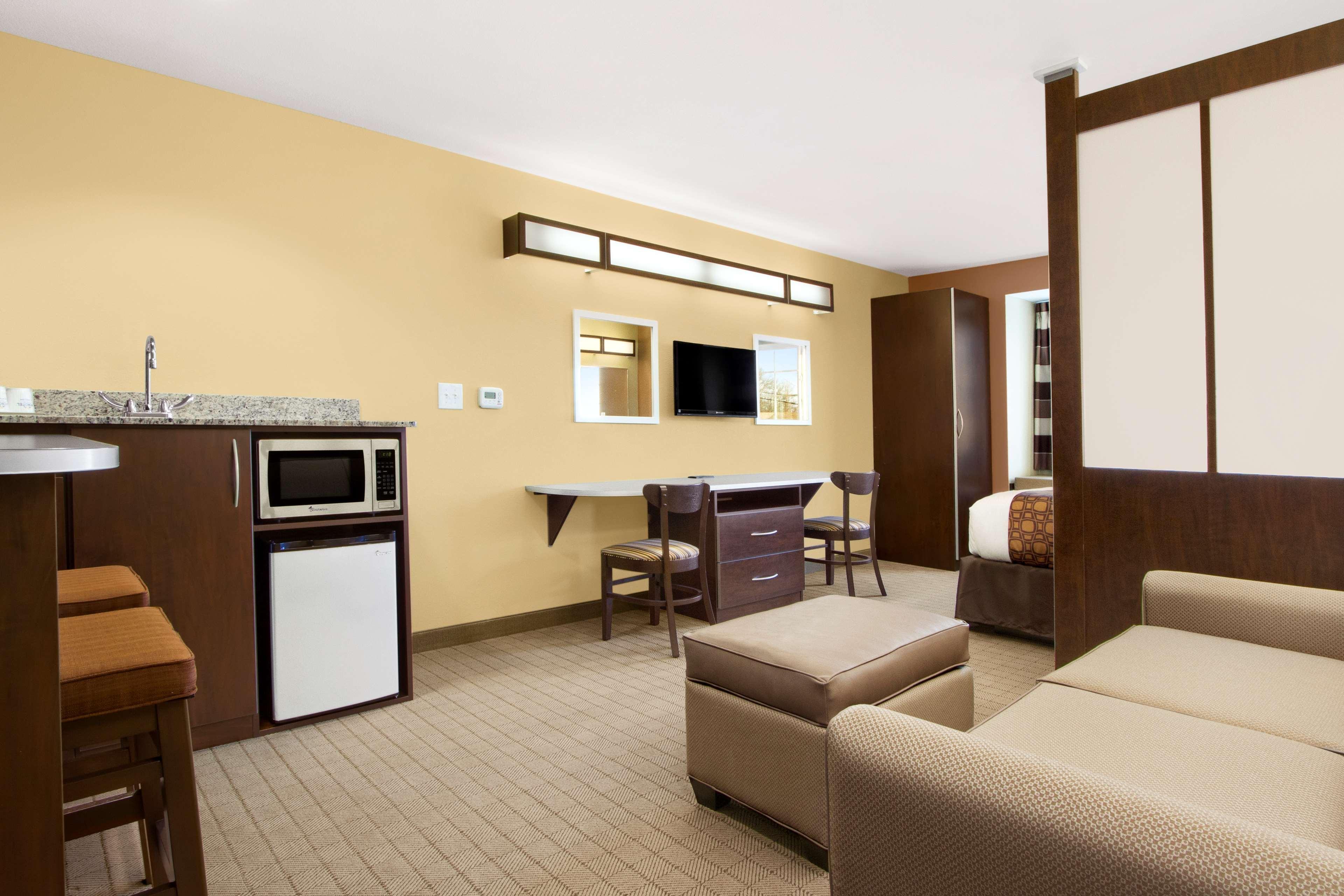 Microtel Inn & Suites By Wyndham Shelbyville Exterior foto