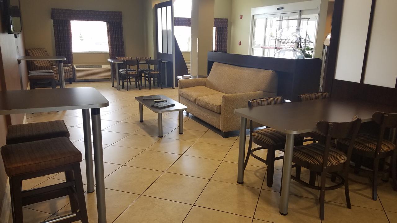 Microtel Inn & Suites By Wyndham Shelbyville Exterior foto